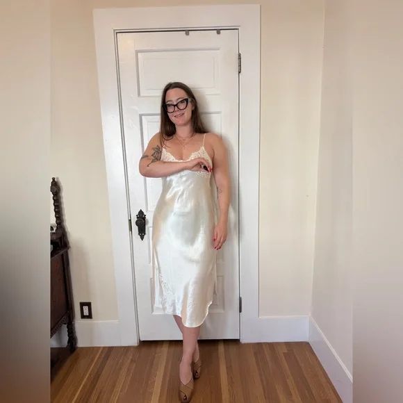 90s Vintage White Satin Slip w Sheer Lace Cups M - Picture 2 of 9